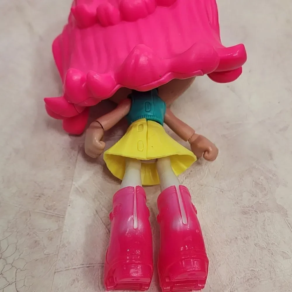 ‎Lotta Looks - Weather Girl Doll